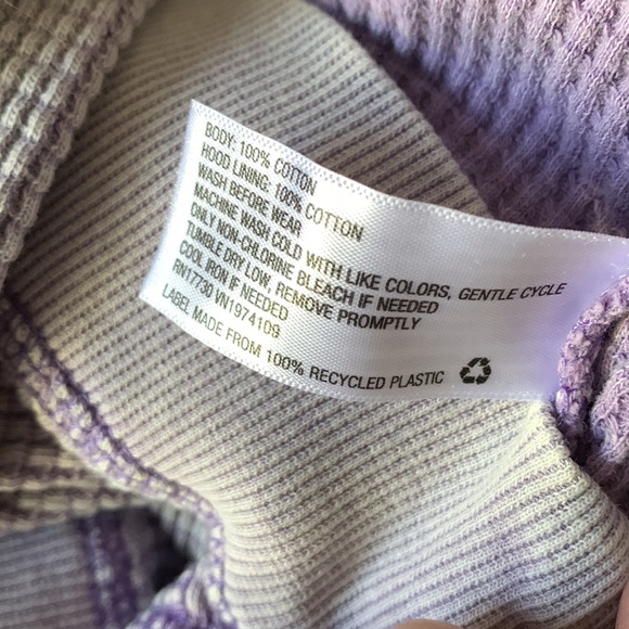 Cropped Waffle Knit Hoodie - Picture 4 of 4